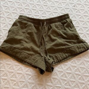 Universal Thread Olive Green Drawstring Athletic Shorts